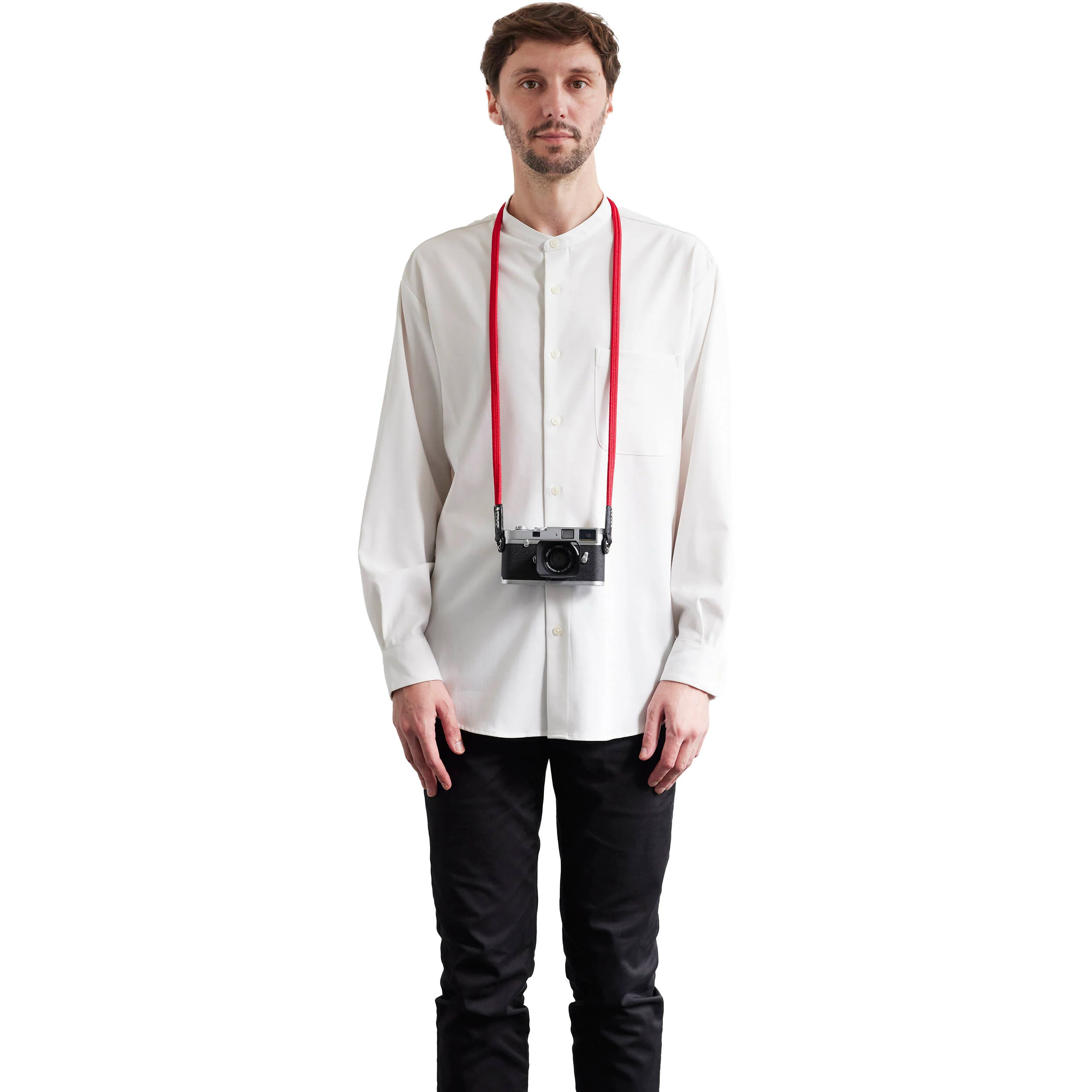 Artisan & Artist ACAM-320A Silk Cord Camera Strap (Red) - Image 5