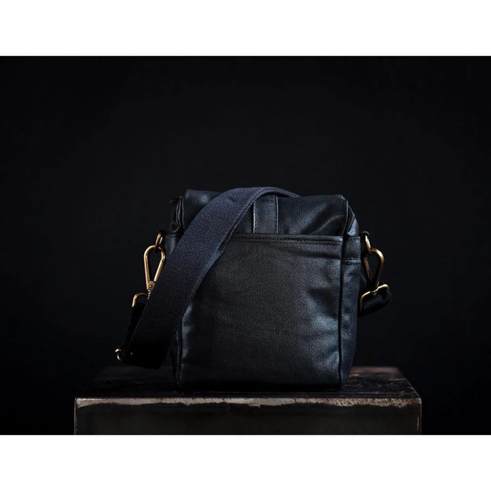 Bronkey Berlin Waxed Canvas Camera Bag (Black) - Image 4