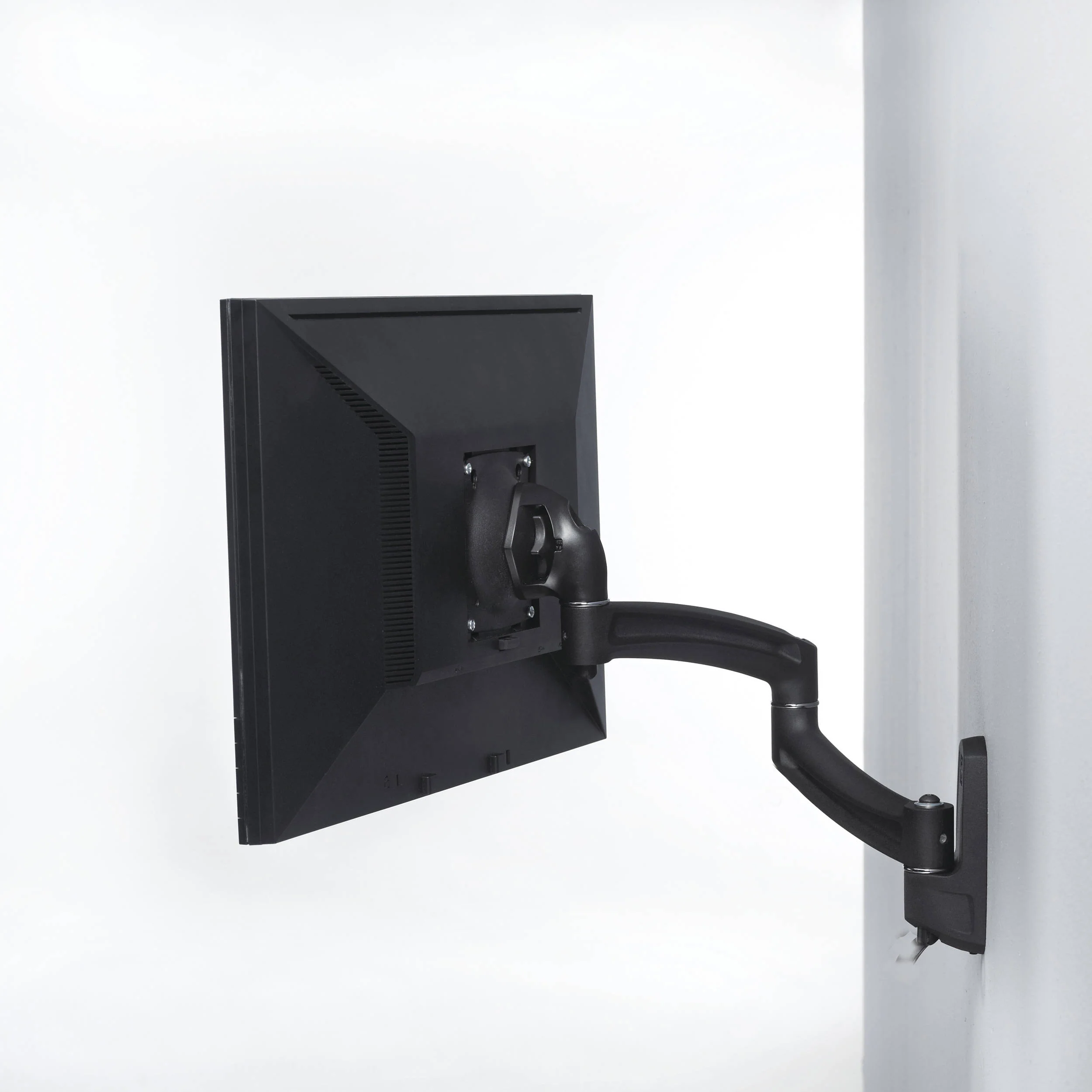Chief Kontour K2W120B Wall Mount for 10 to 30" Displays (Black) - Image 2
