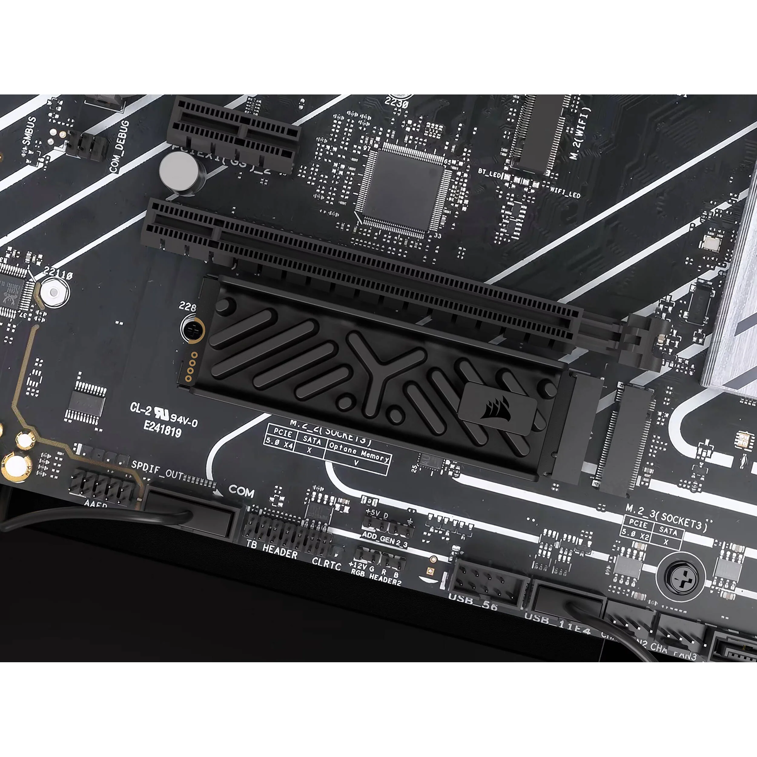 CORSAIR 2TB MP700 ELITE NVMe PCIe 5.0 M.2 Internal SSD with Heatsink - Image 7