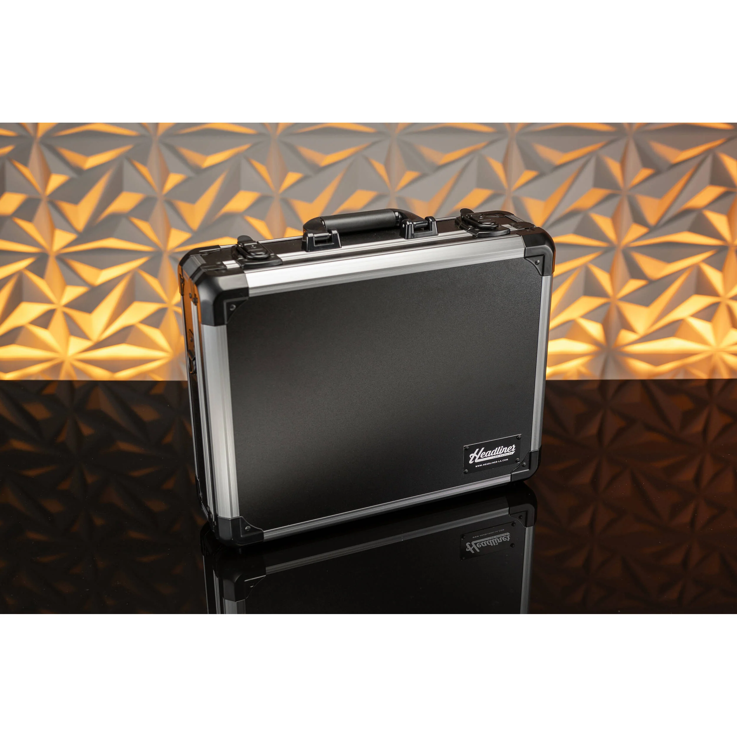 Headliner Downtown Case for Akai Pro MPC One+ - Image 6