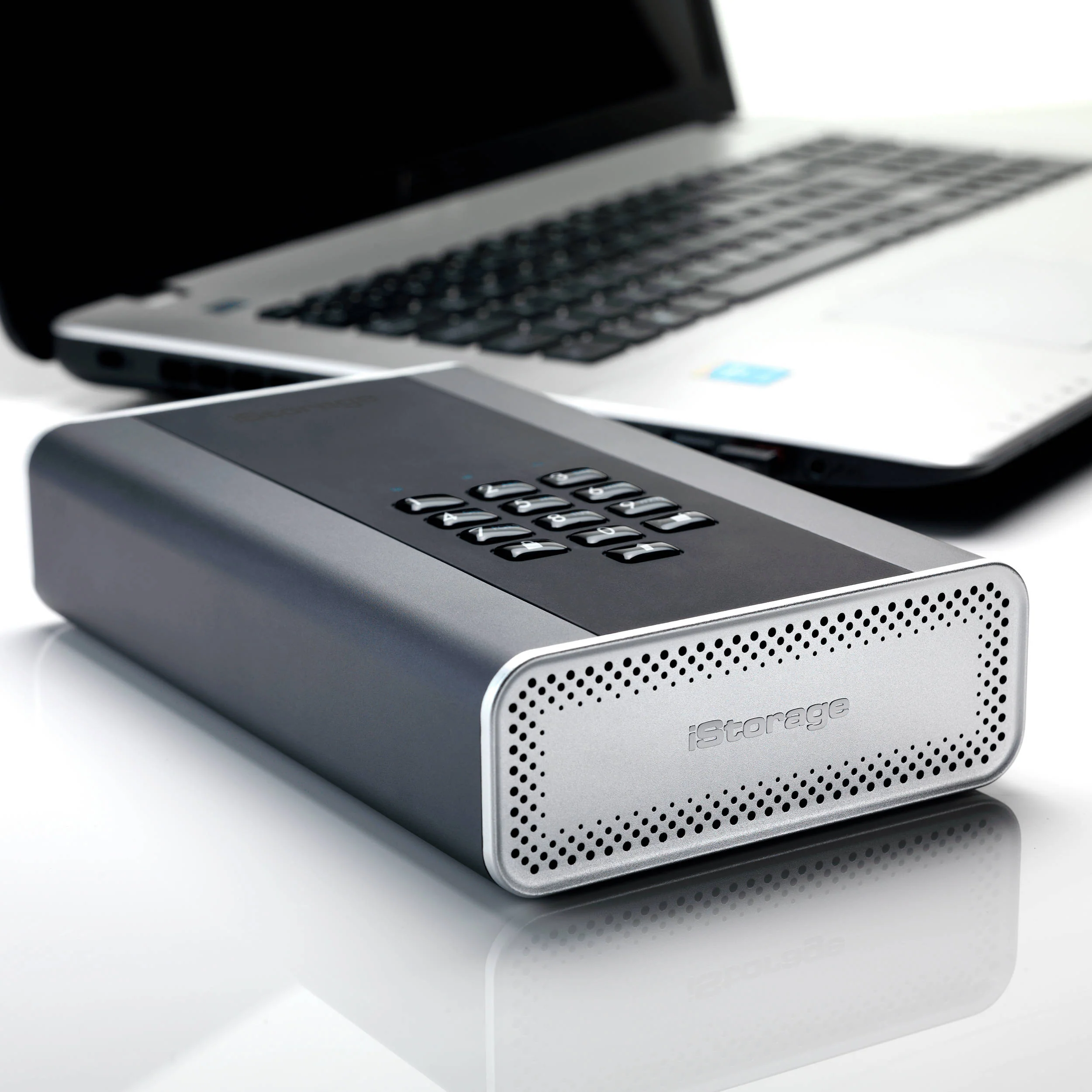 Istorage 10TB diskAshur DT2 USB 3.1 Encrypted Desktop HDD (Graphite) - Image 6