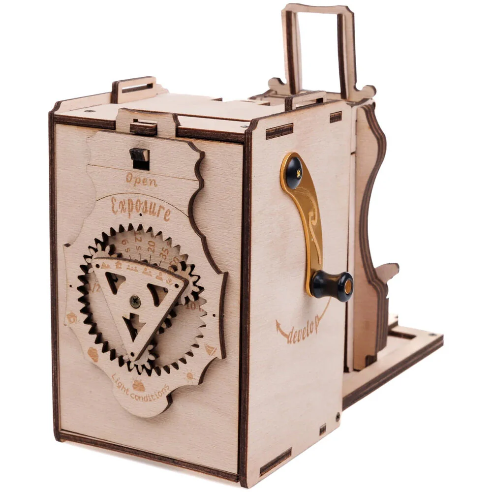 JollyLook Pinhole Instant Film Camera DIY Kit (Natural Wood) - Image 4