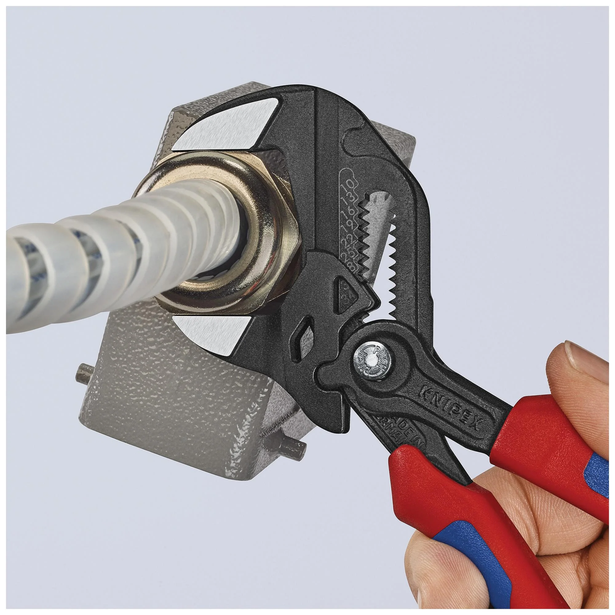 KNIPEX 86 02 180 Plier Wrench, Water Pump, 180mm OAL, 35mm Jaw Opening - Image 4