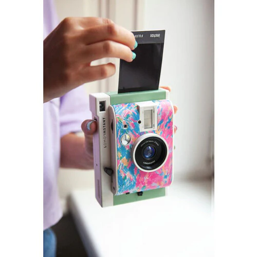 Lomography Lomo'Instant Camera & 3 Lenses (Song's Palette Edition) - Image 4