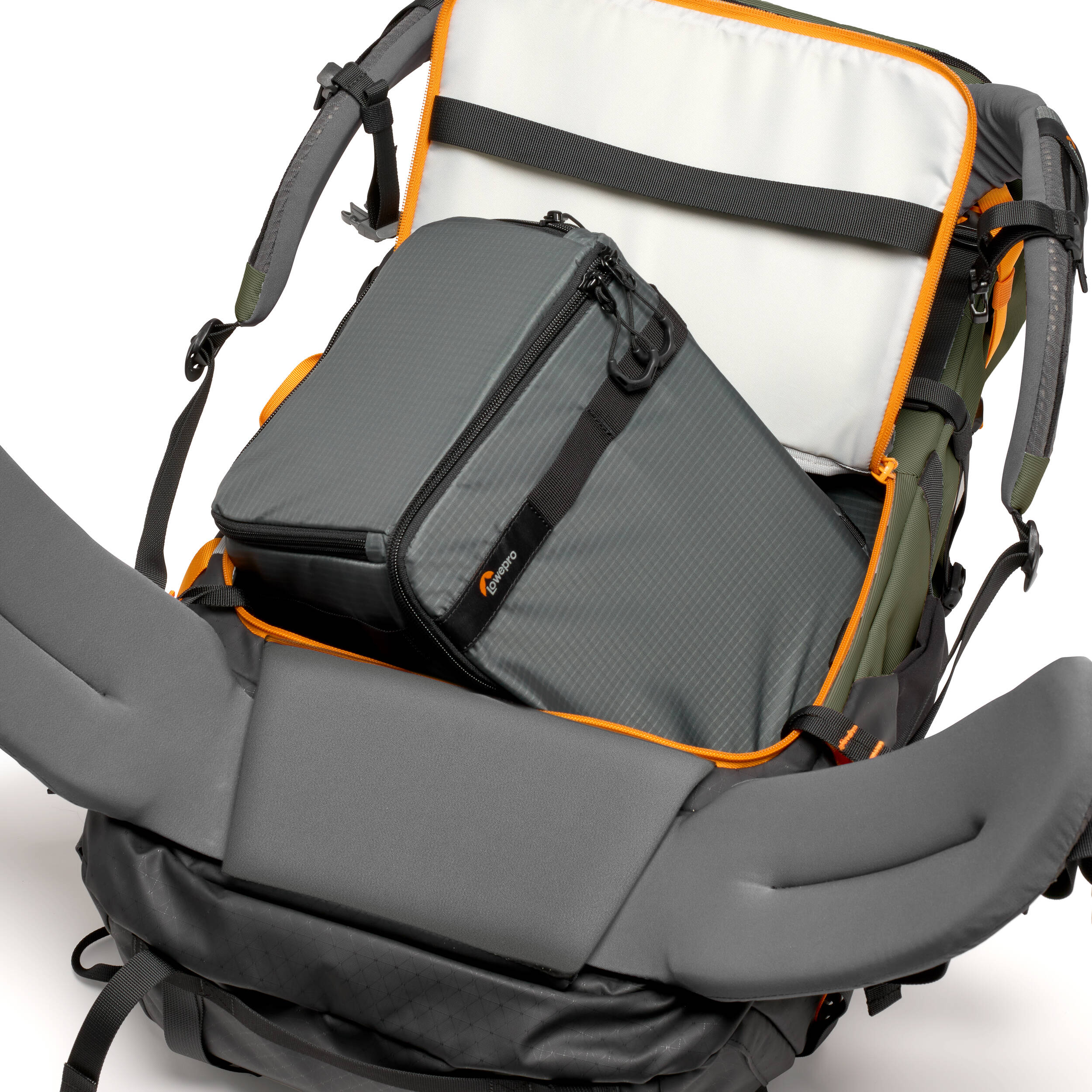 Lowepro PhotoSport PRO BP 70L AW III (Small-Medium) - Image 6