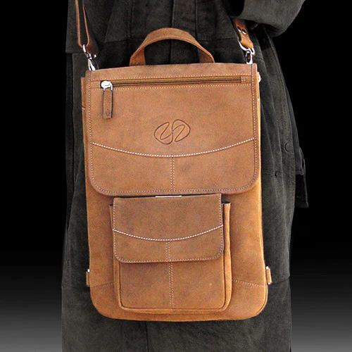 MacCase Premium Leather Flight Jacket with Backpack Straps for MacBook Pro 15" (Vintage) - Image 8