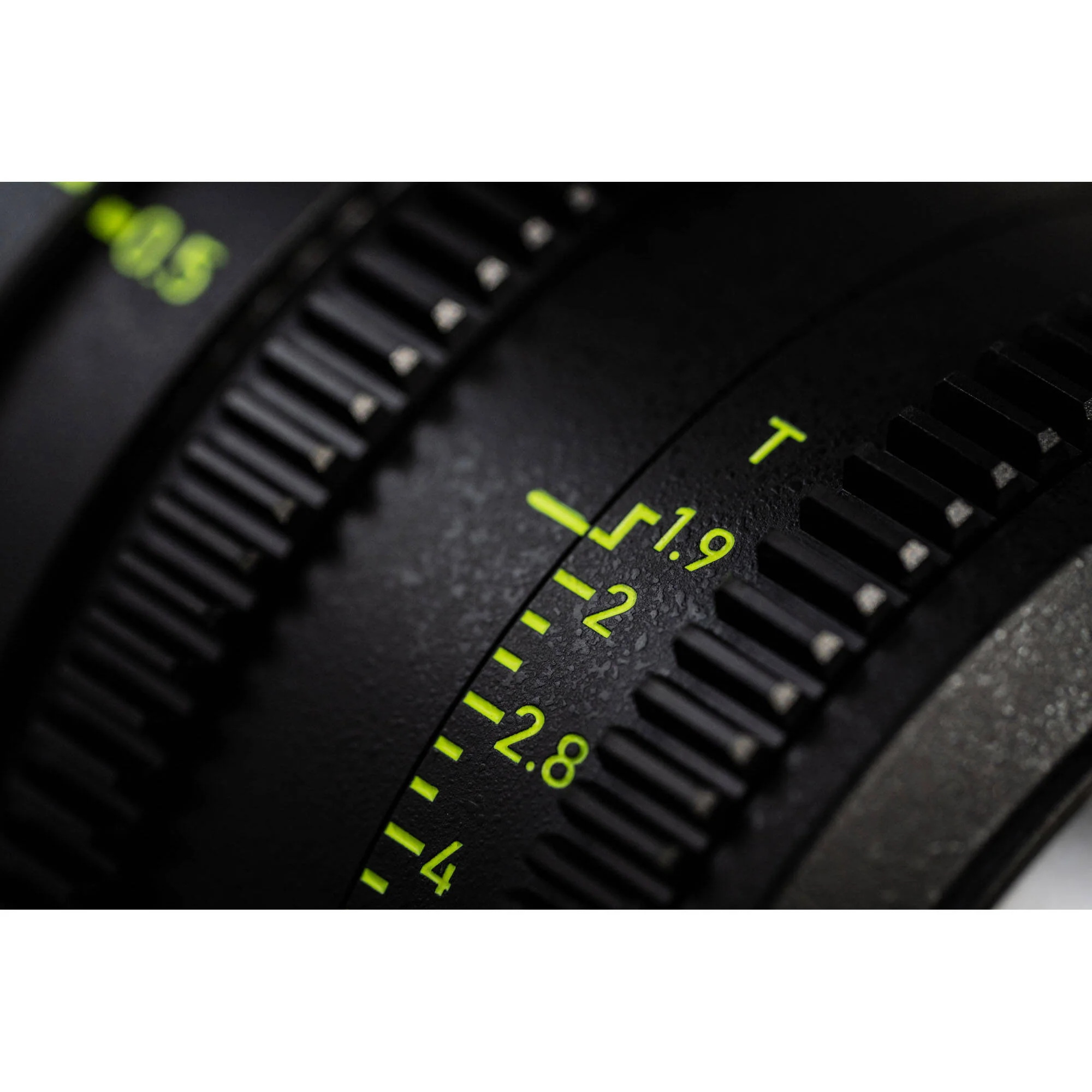 NiSi ATHENA PRIME 35mm T1.9 Full-Frame Lens (L Mount, Drop-In Filter) - Image 2