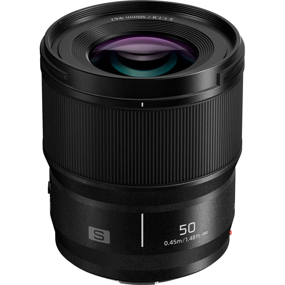 Panasonic Lumix S5 IIX Mirrorless Camera with 50mm f/1.8 Lens and Essentials+ Kit (Black) - Image 3