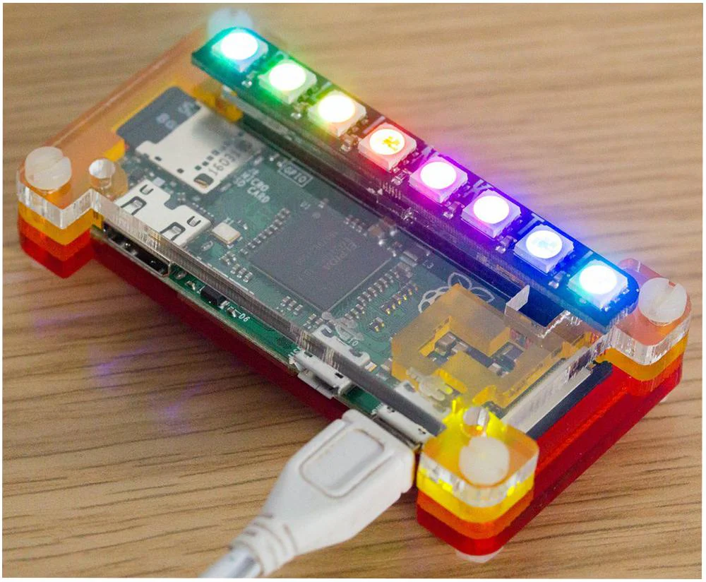 Pimoroni PIM184 PIM184 Blinkt! RGB LED Strip for Raspberry Pi Zero - Image 3