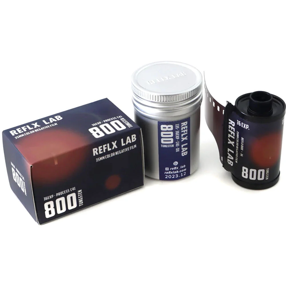 Reflx Lab 800 Tungsten-Balenced Color Negative Film (35mm Roll Film, 36 Exposures) - Image 2