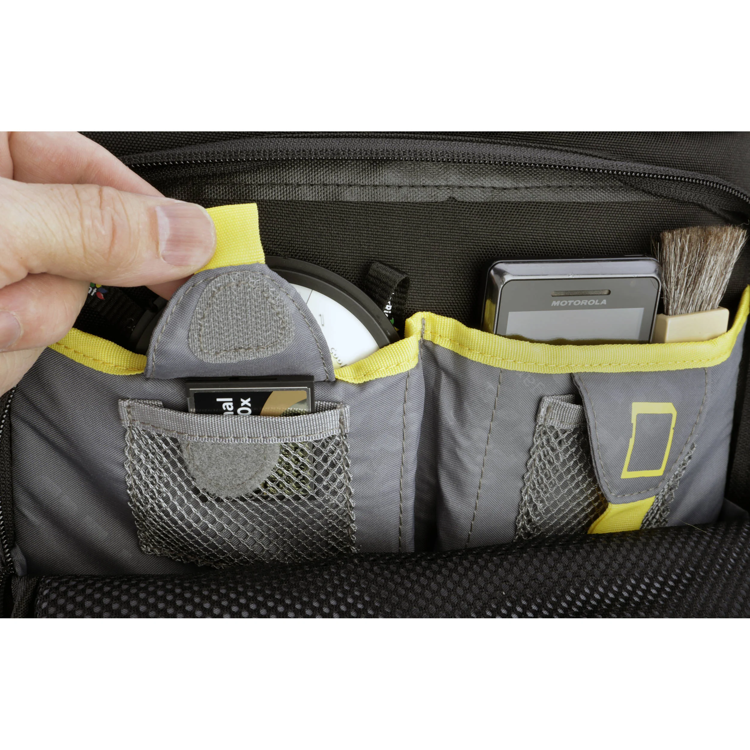 Ruggard Journey 54 DSLR Shoulder Bag (Black) - Image 10