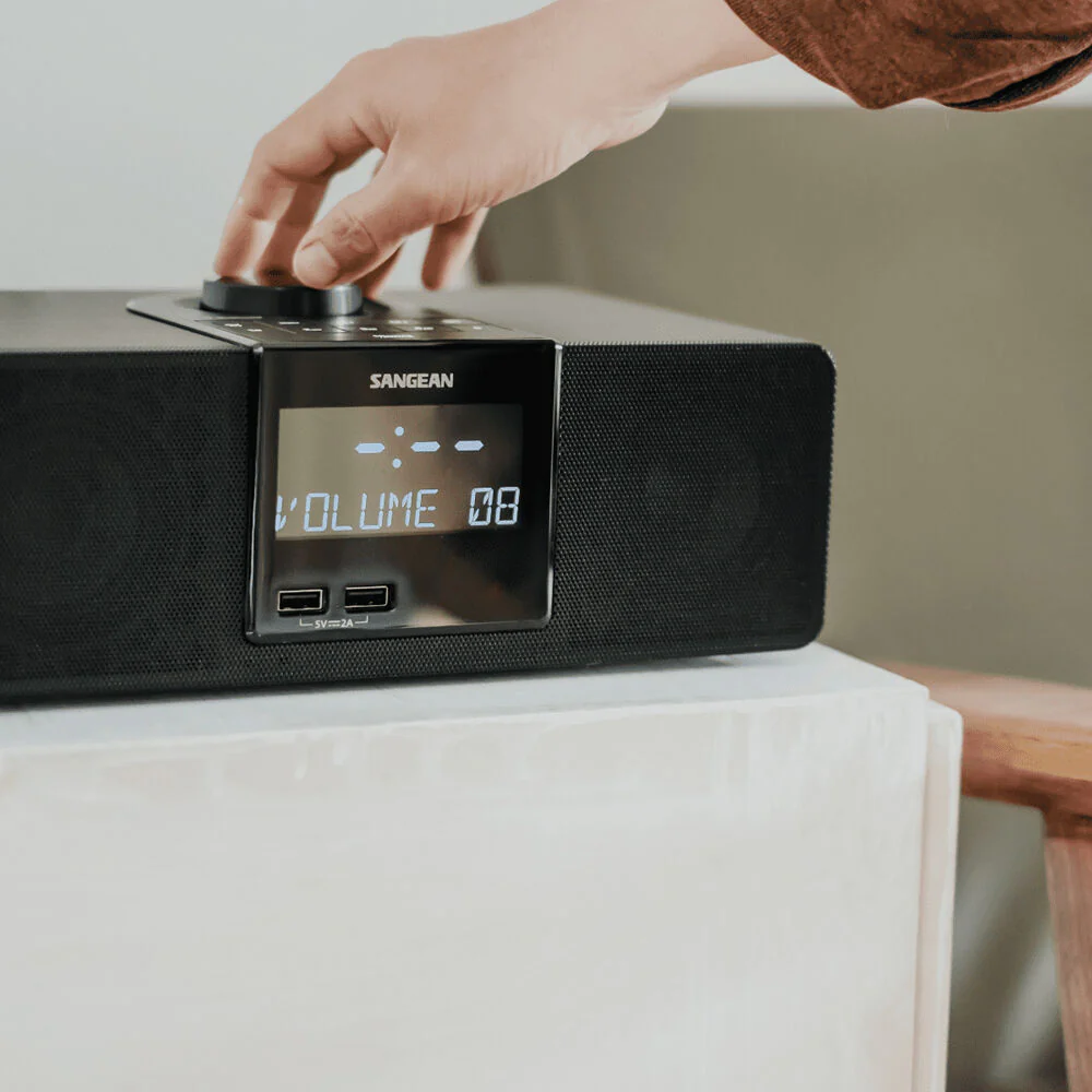 Sangean RCR-40 AM/FM-RBDS/Bluetooth Tabletop Radio - Image 5