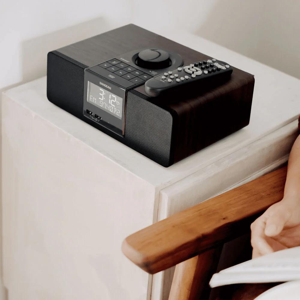 Sangean RCR-40 AM/FM-RBDS/Bluetooth Tabletop Radio - Image 6