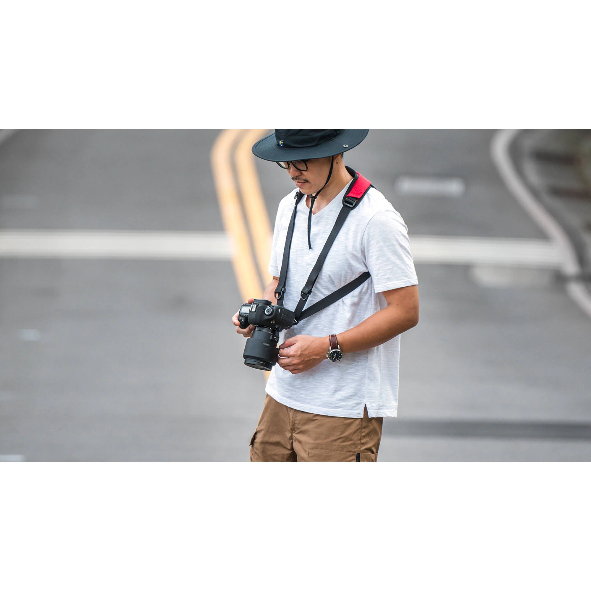Silence Corner pi Strap Sport Camera Strap (Maple Red) - Image 4
