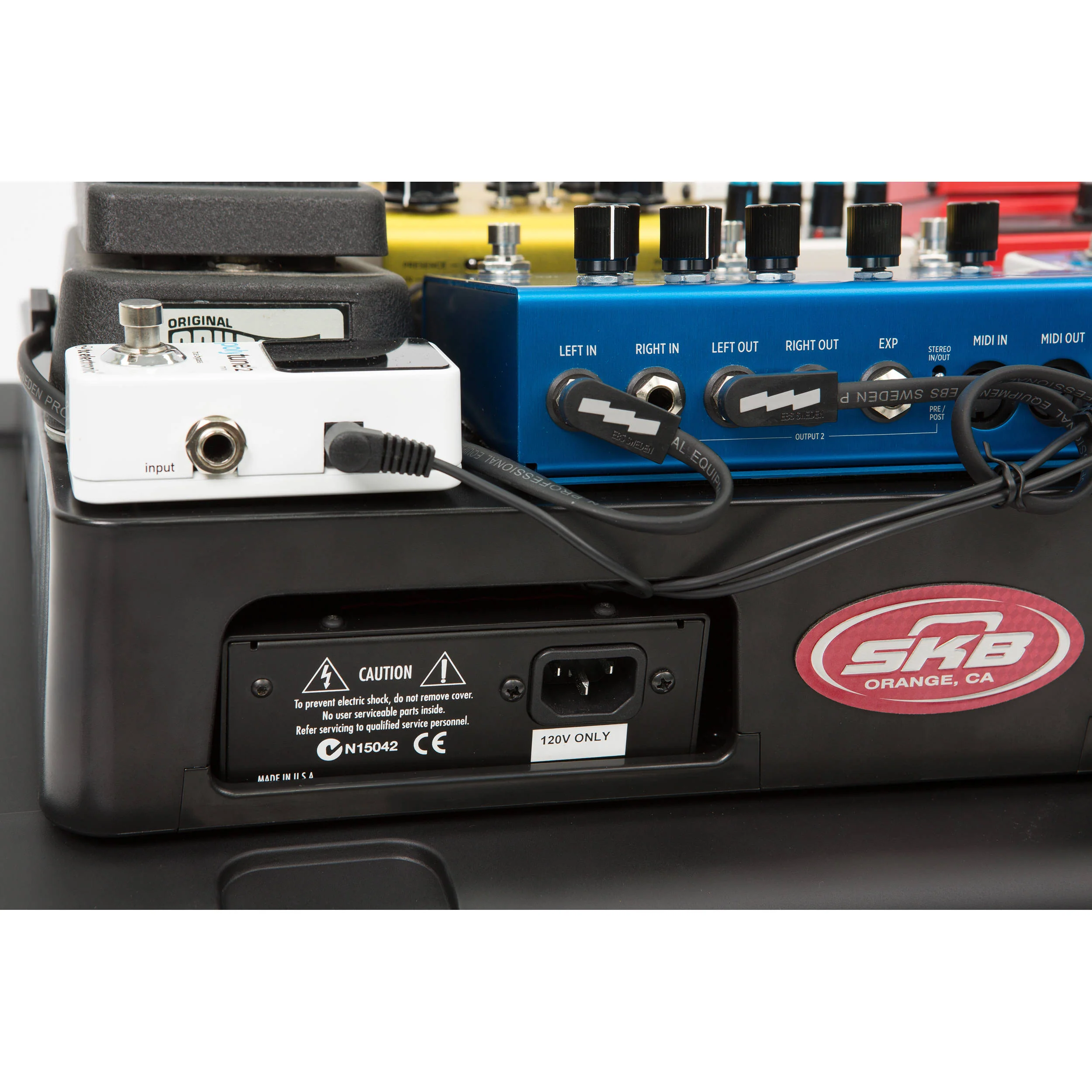 SKB 3i-2015-7-PB Injection-Molded Pedalboard with Included Case - Image 18