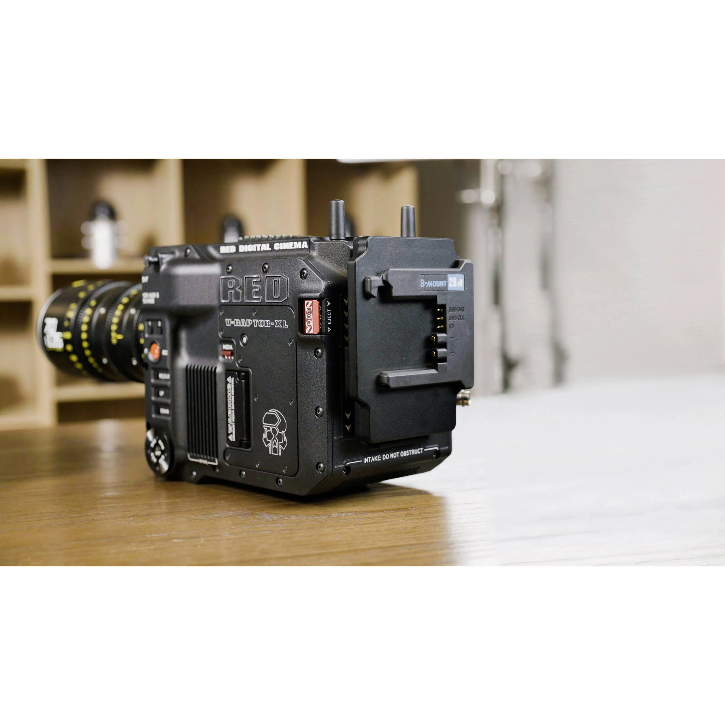 SWIT KA-S21B B-Mount to V-Mount Conversion Plate (28.8V) - Image 5