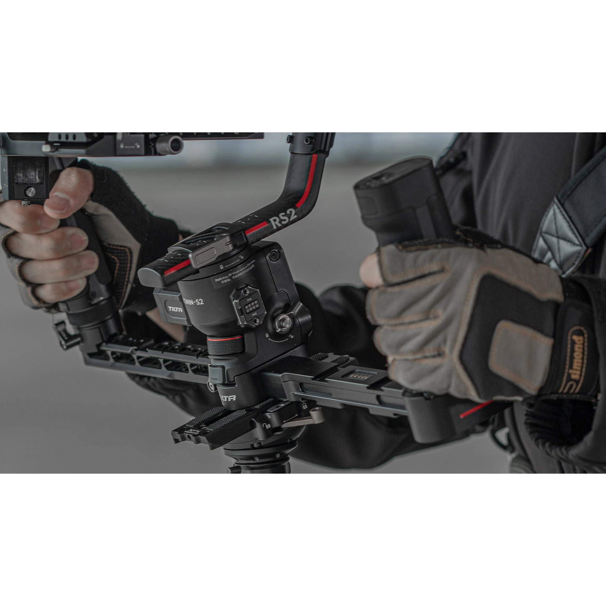 Tilta Float Dual-Handle Gimbal Support System - Image 3
