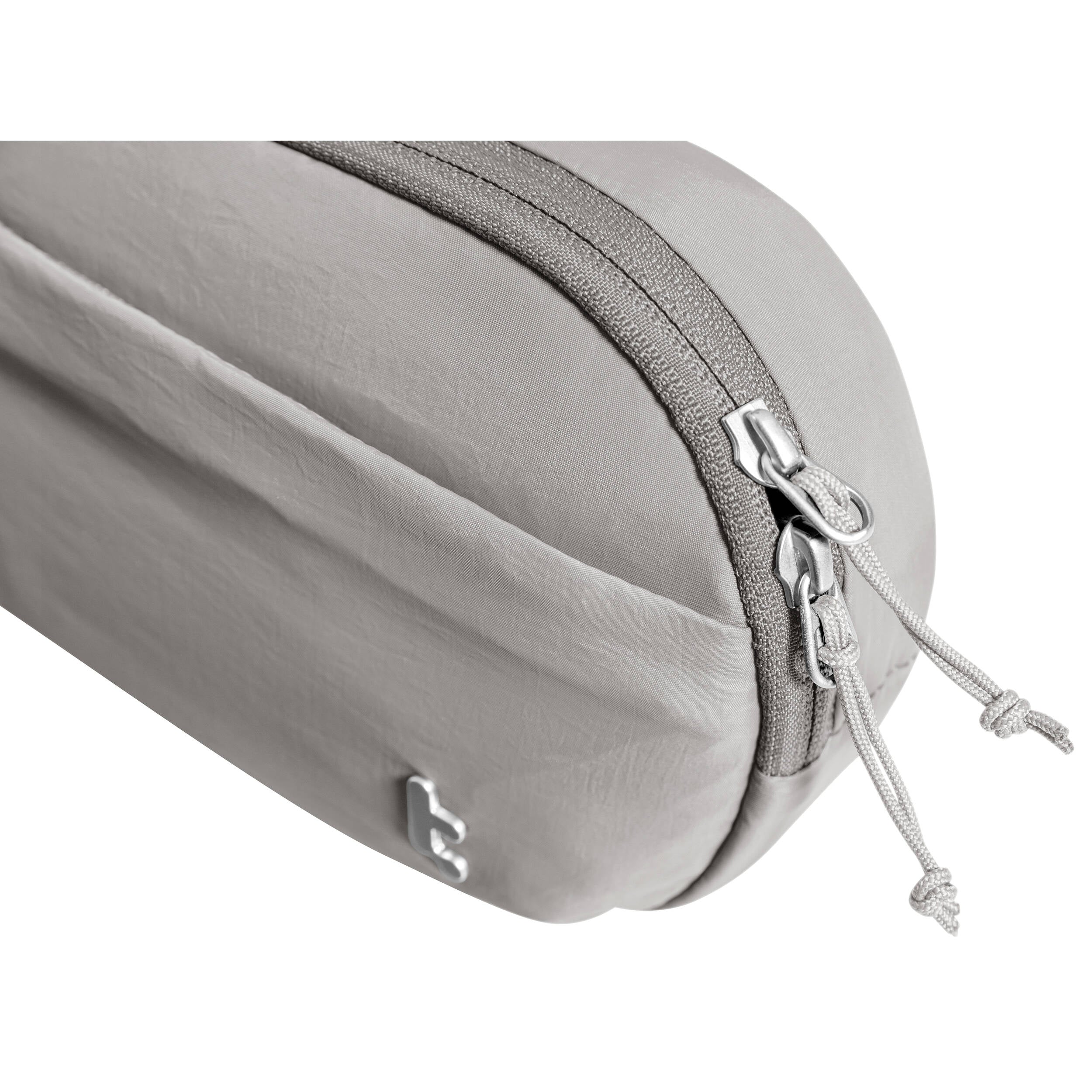 tomtoc SlingBean-T32 Belt Bag (Gray, 1.5L) - Image 6