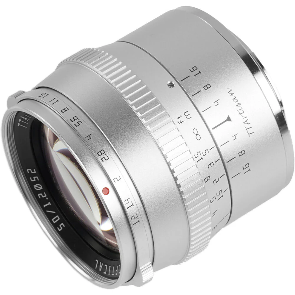 TTArtisan 50mm f/1.2 Lens for FUJIFILM X (Silver) - Image 4