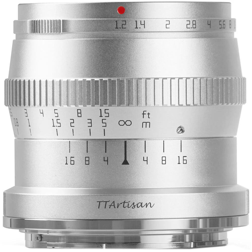 TTArtisan 50mm f/1.2 Lens for FUJIFILM X (Silver) - Image 5