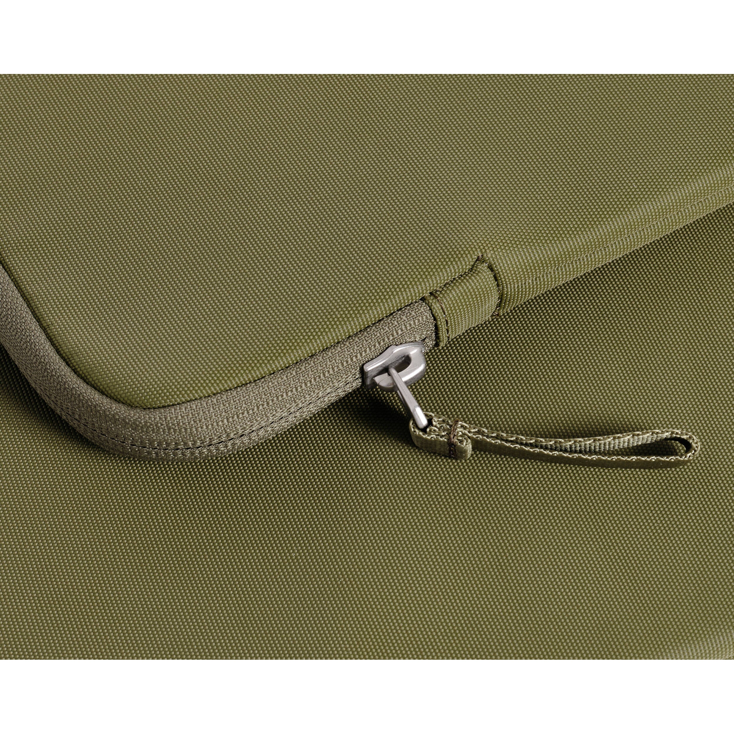 Urth Naos Sleeve for 15/16" Laptop (Moss) - Image 5