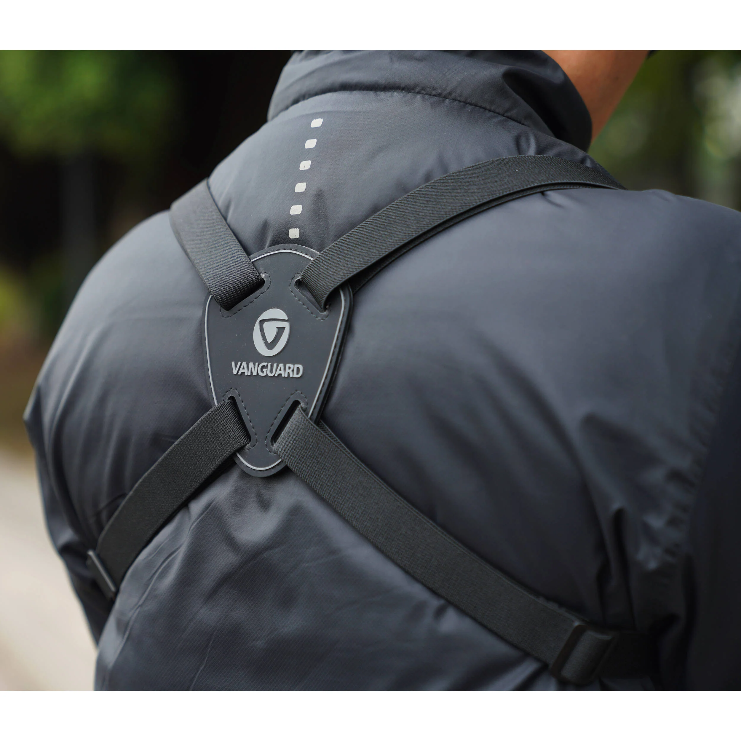 Vanguard VEO Optic Guard Optics/Camera Harness (Black) - Image 2