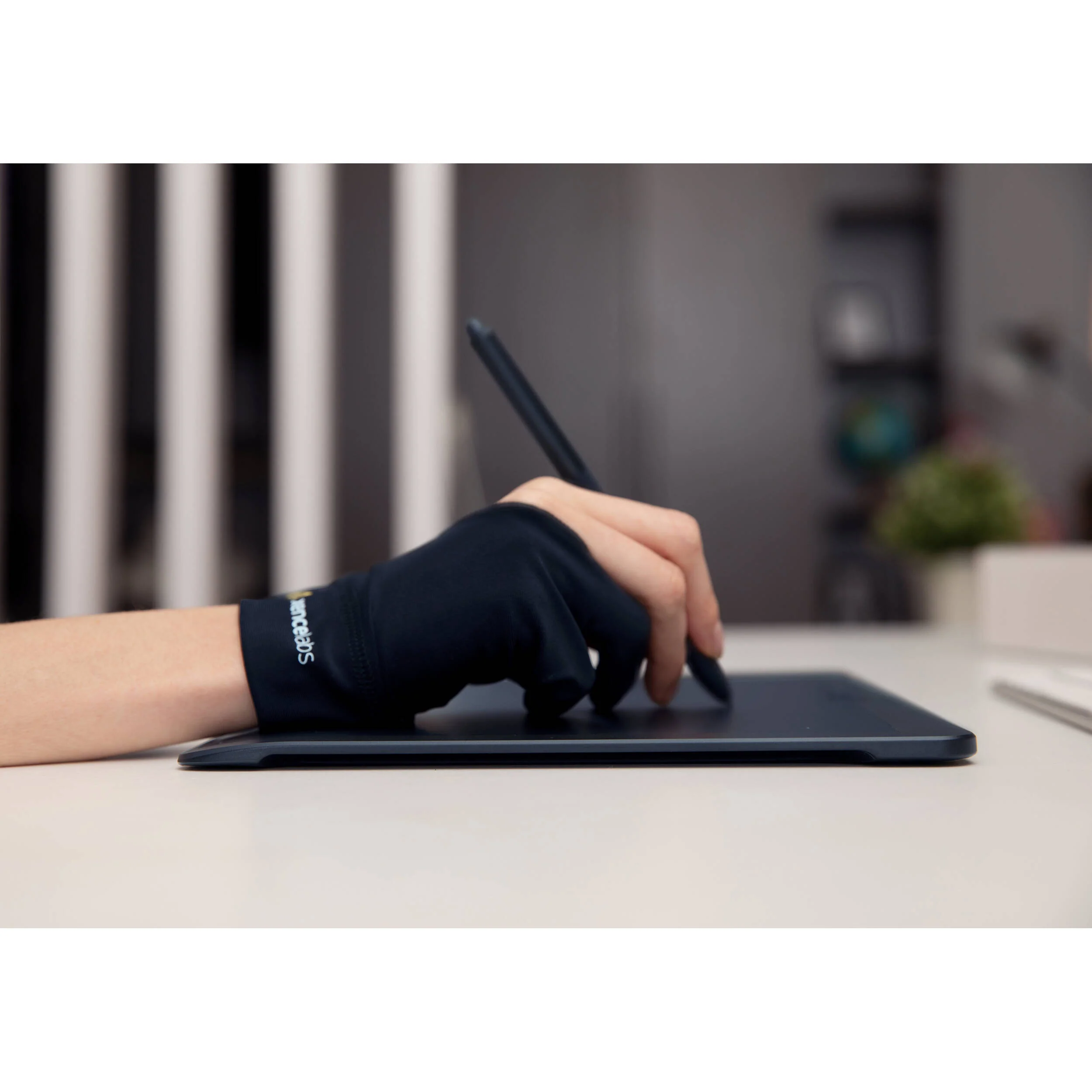 Xencelabs Drawing Glove (Medium, Black) - Image 7